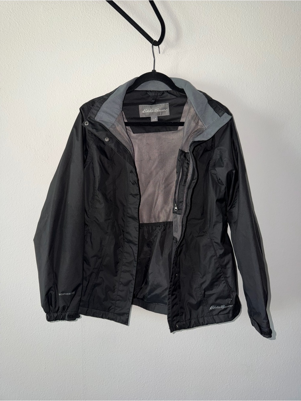 Eddie Bauer women's Black Lightweight Waterproof Jacket